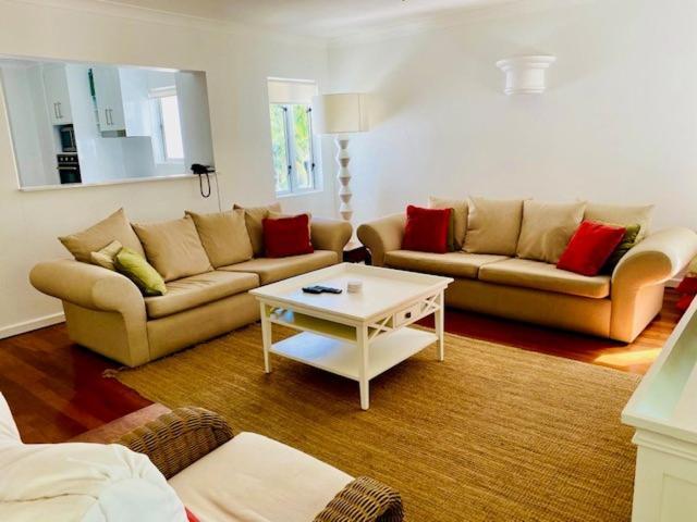 Beachview Apartments At Villa Paradiso Palm Cove Exterior foto