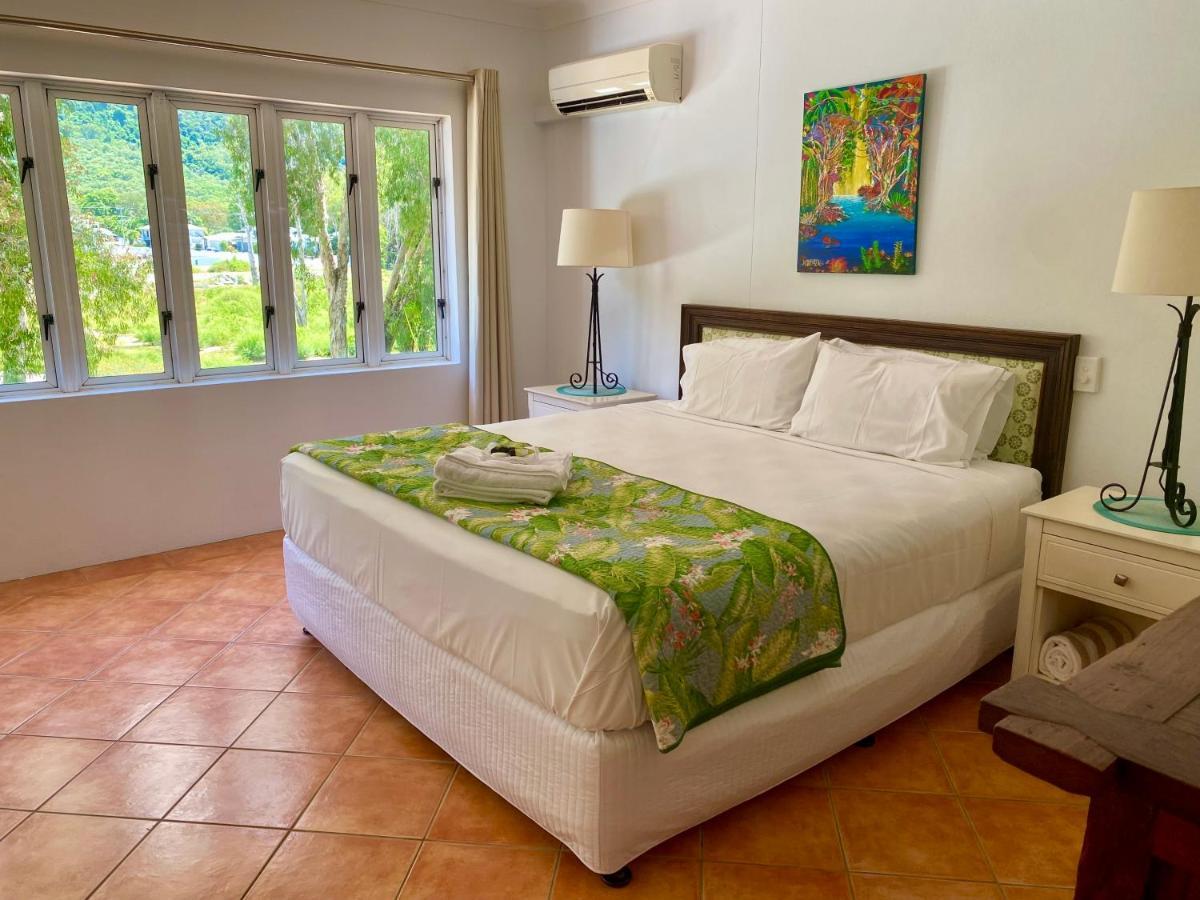 Beachview Apartments At Villa Paradiso Palm Cove Exterior foto